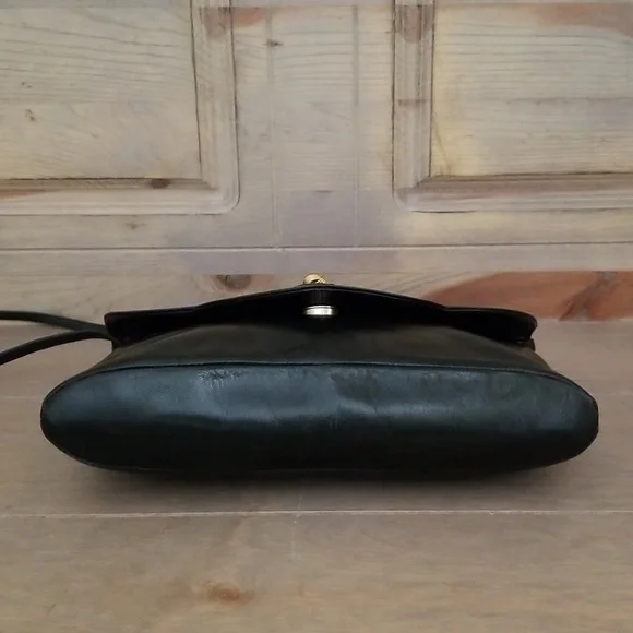 Vintage Rodo Italy Shoulder Bag - Picture 7 of 16